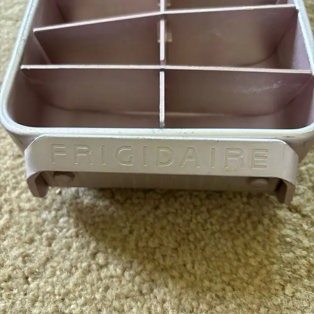 Frigidaire Quickube Vintage Ice Cube Tray